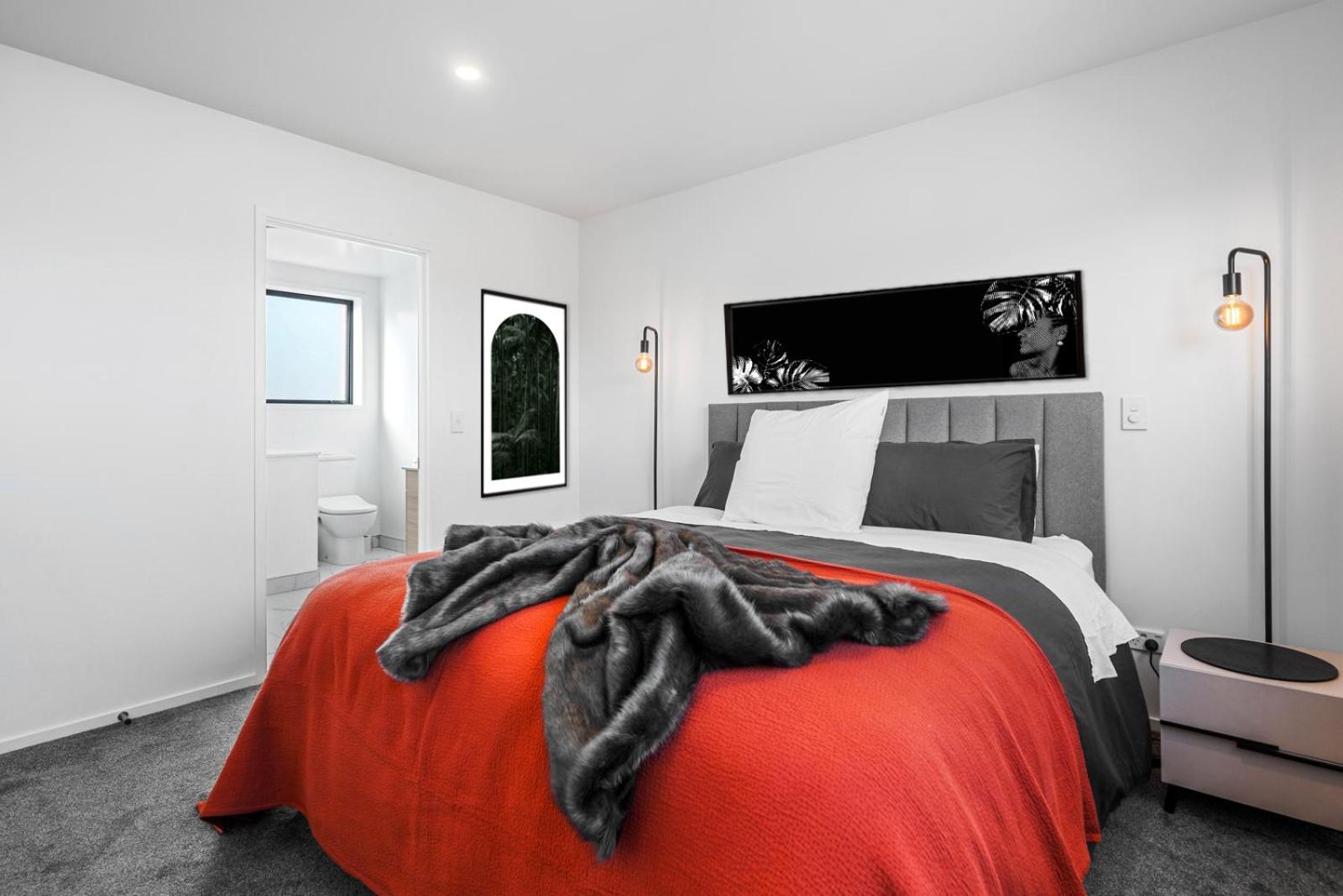 Stylish and Sleek City Stay view 4