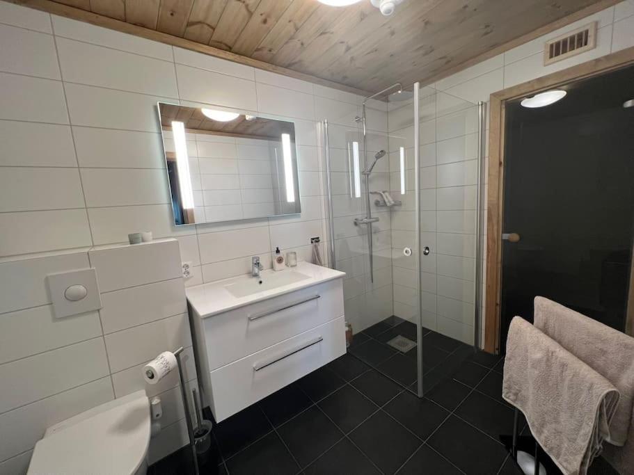 Fantastic view, great holiday house with sauna in Sirdal
