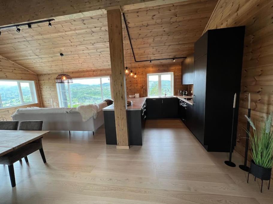 Fantastic view, great holiday house with sauna in Sirdal