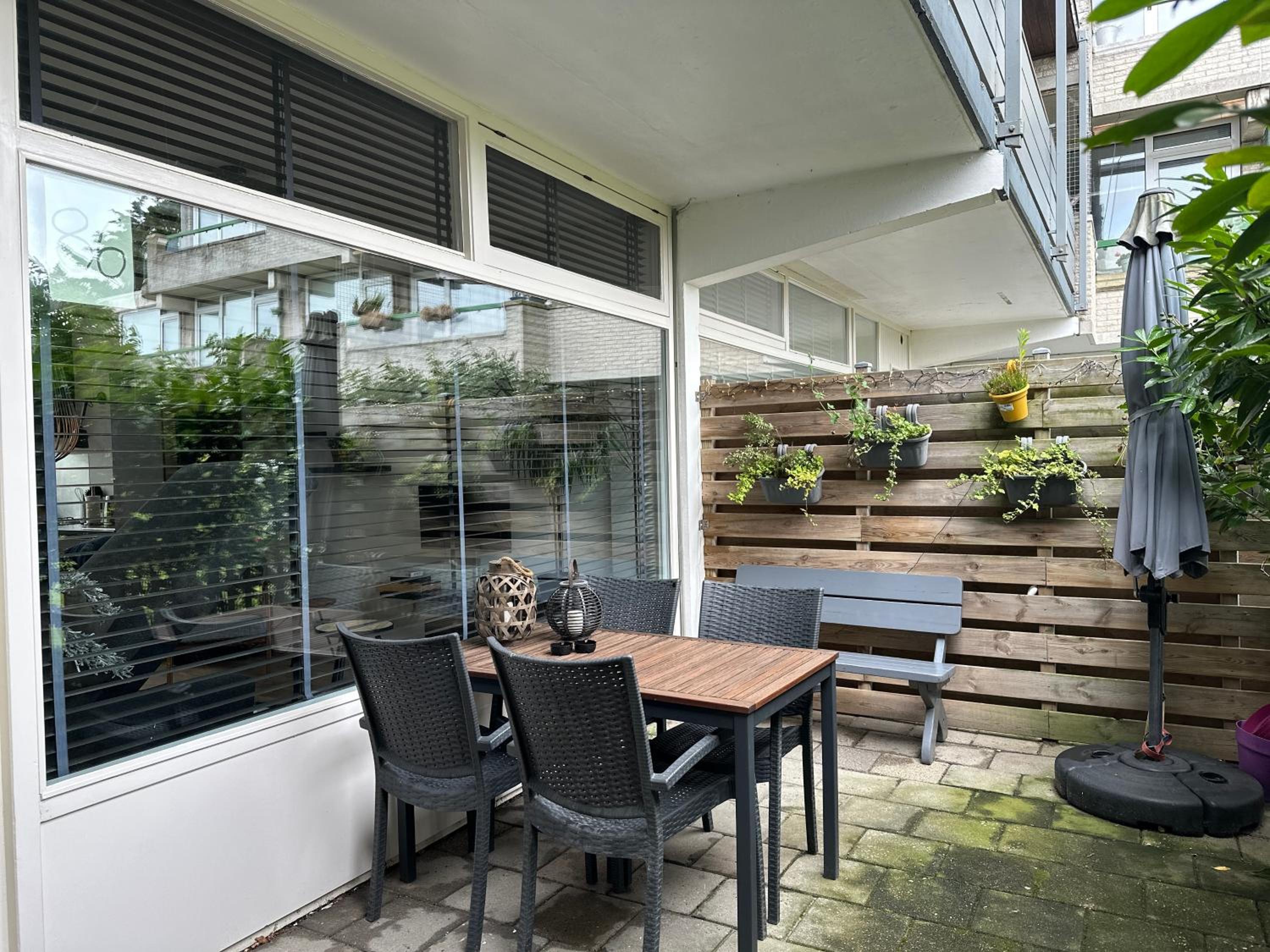 De Schelp 86, Garden and Free parking view 4