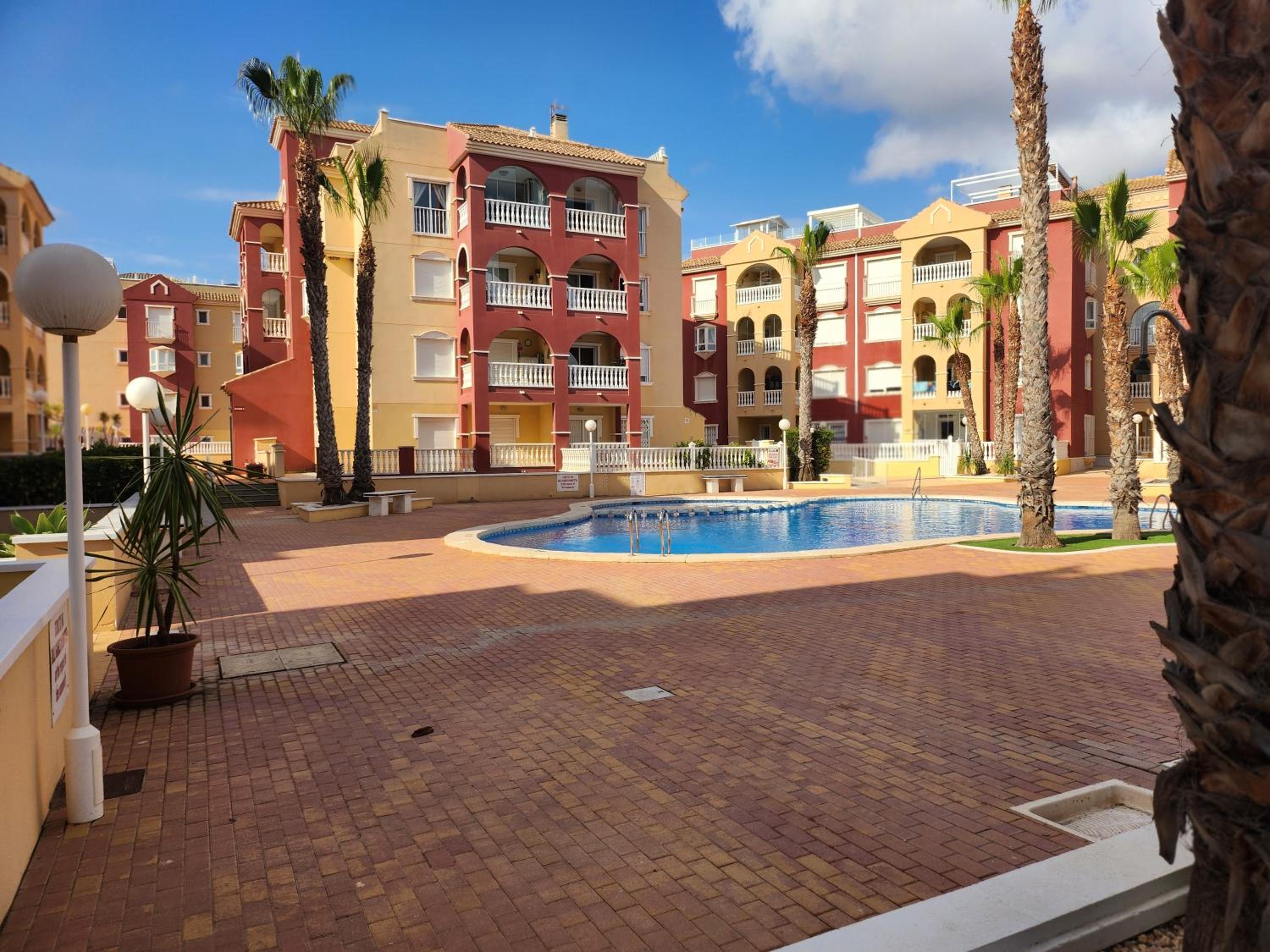 Spacious 3 bedroom 2 bathroom Apartment - Puerto Marina Complex view 5