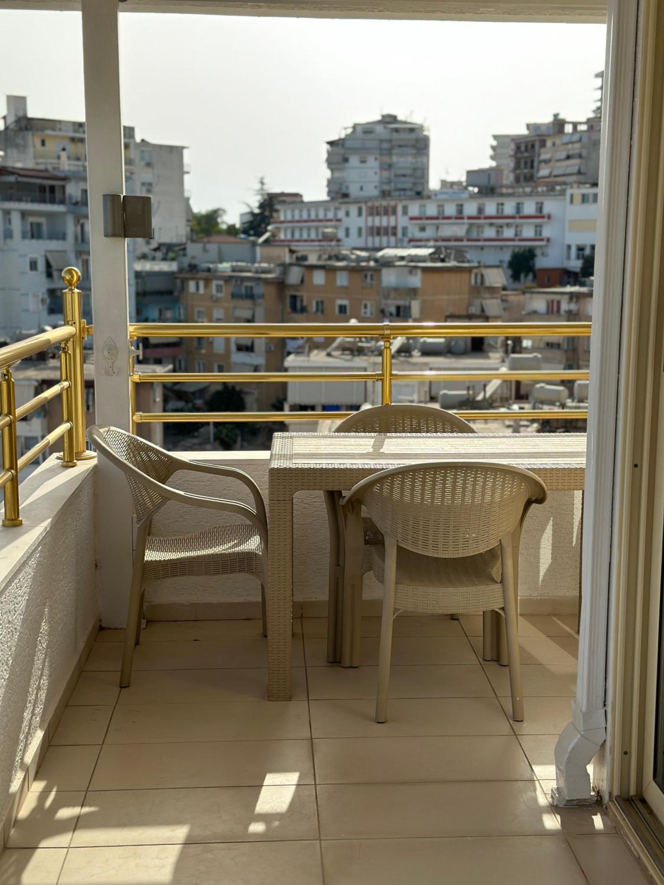 Sheshi APARTMENT
