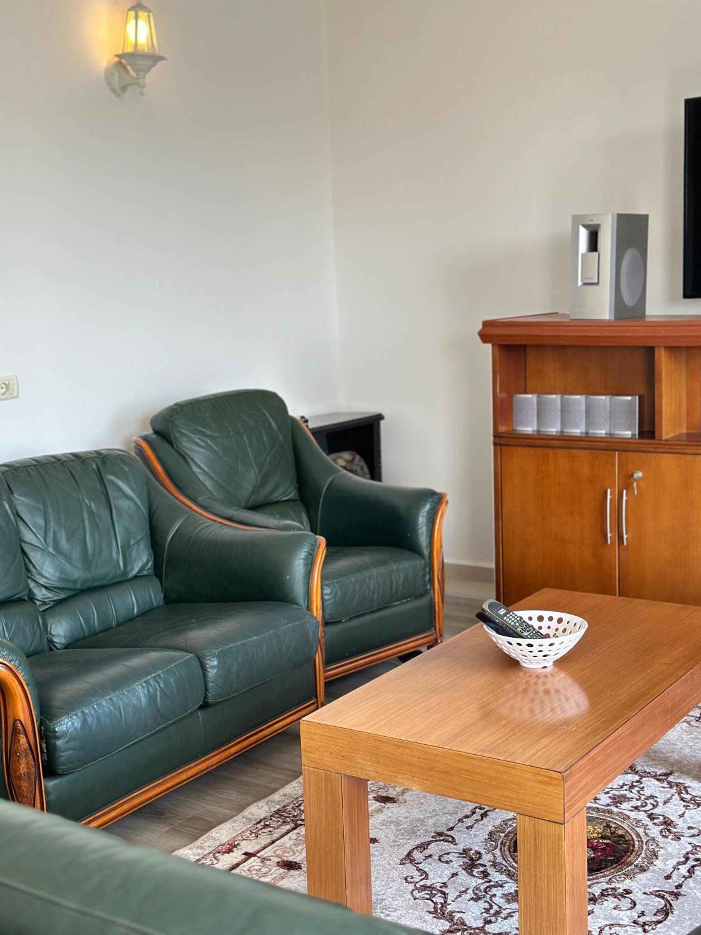 Sheshi APARTMENT