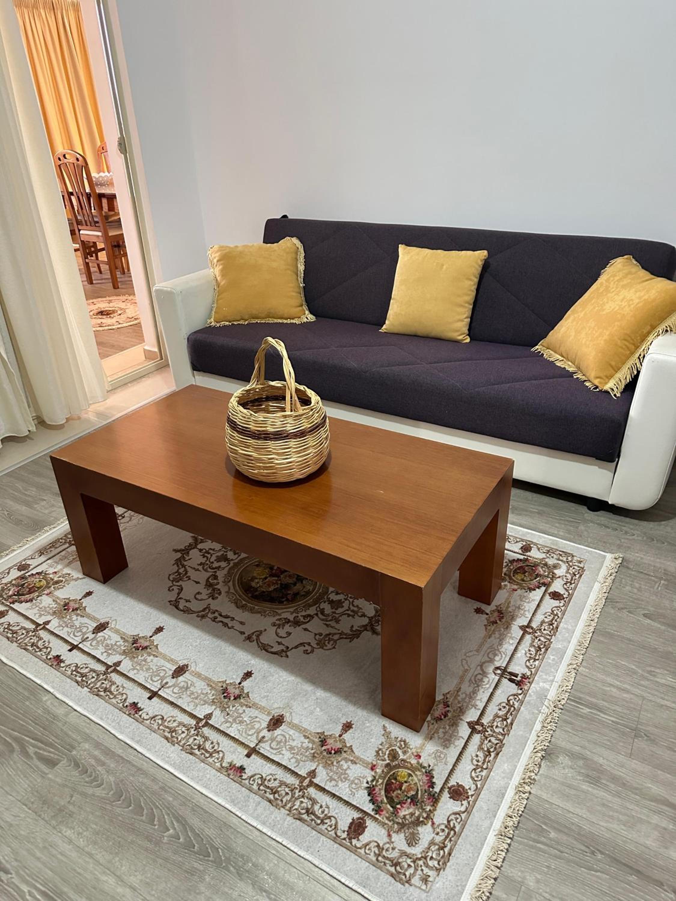 Sheshi APARTMENT