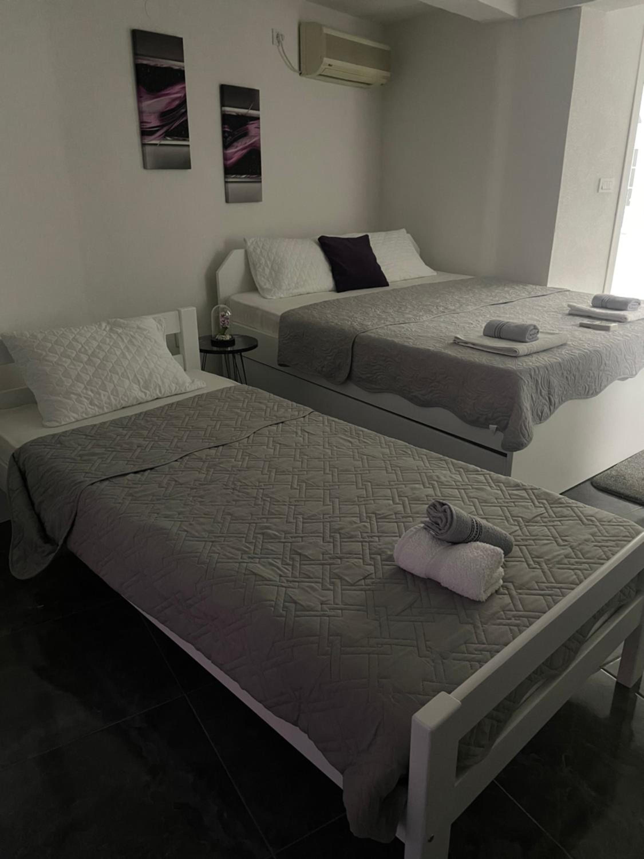 JOVIK Apartments