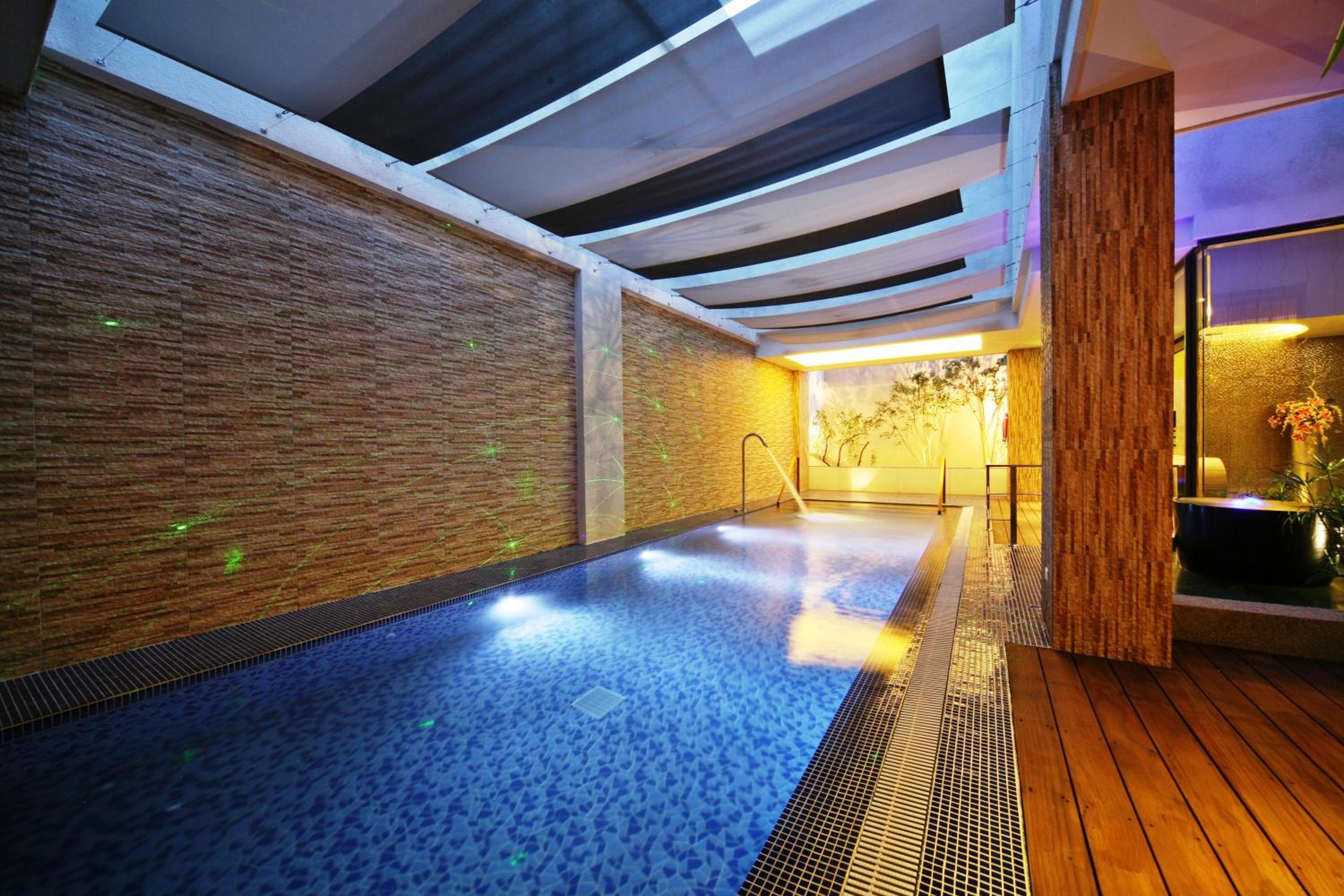 Han Guan Motel