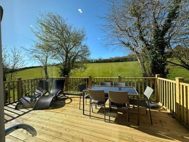 Trewhiddle Retreat V20 by Together Travel - Luxury 3-Bedroom Villa view 5