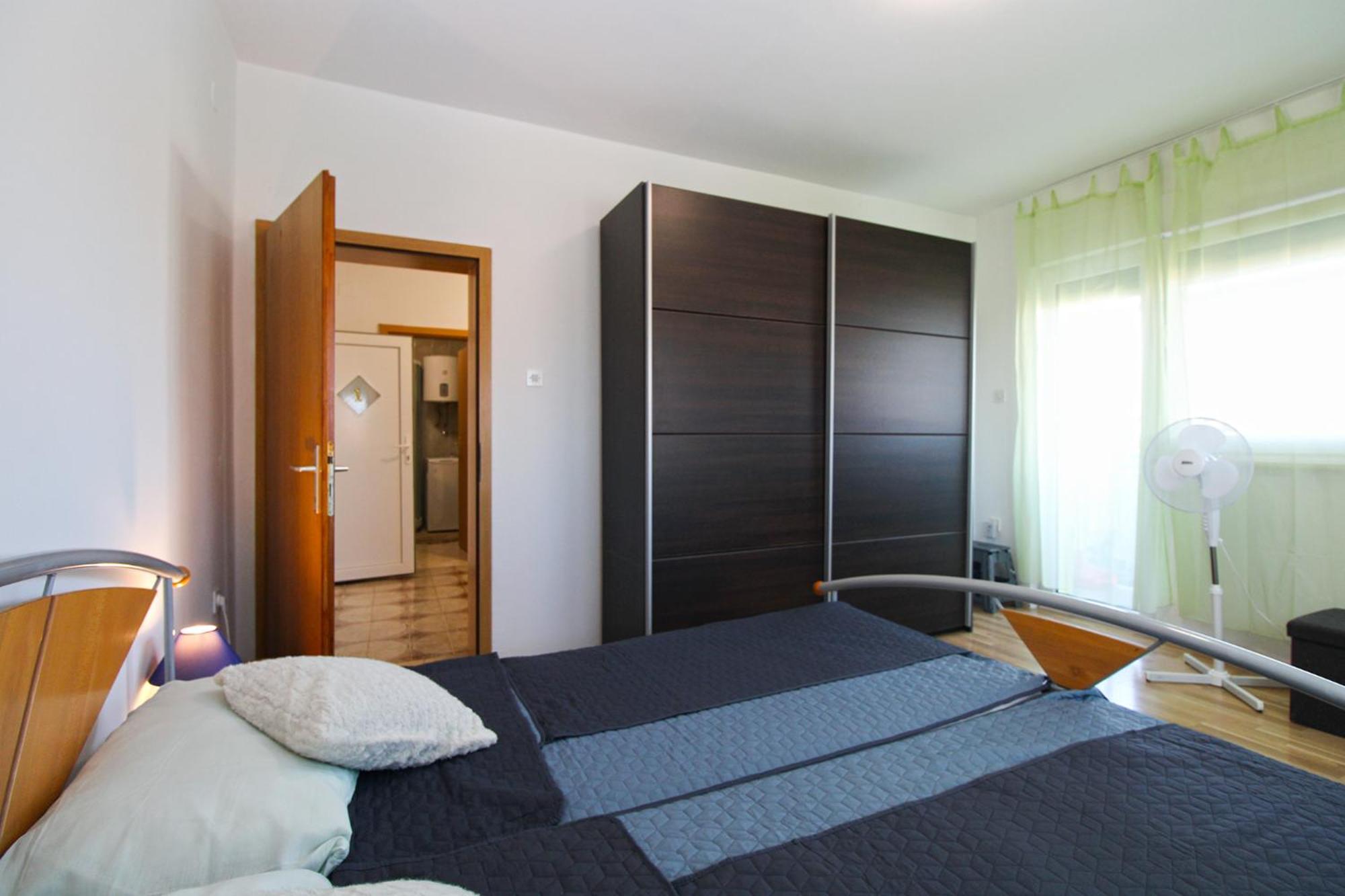 Apartments Spomenka 1432