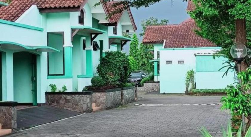 Atrium Resort Hotel