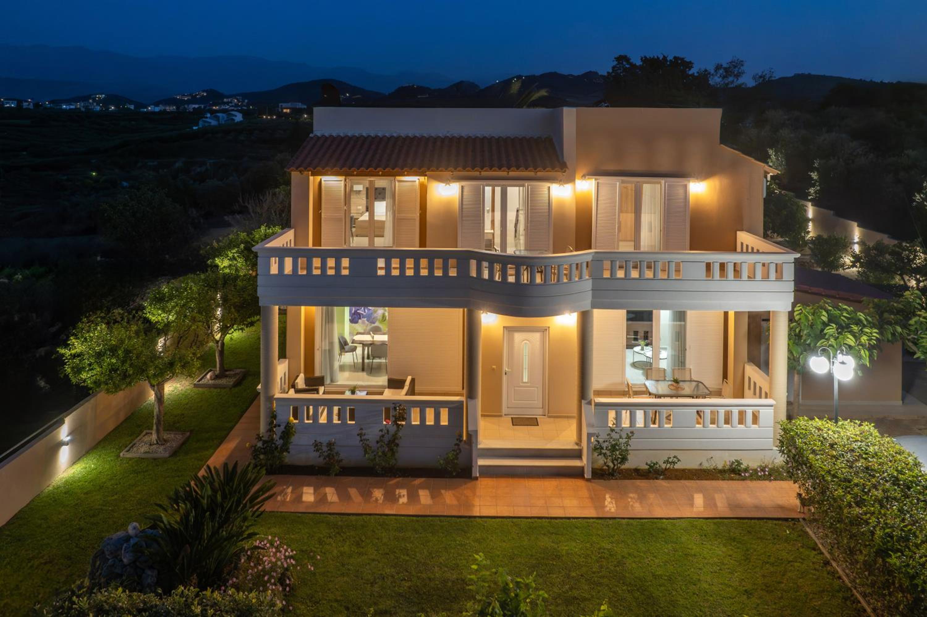 Hotel Villa Aretousa 1 - Image 1