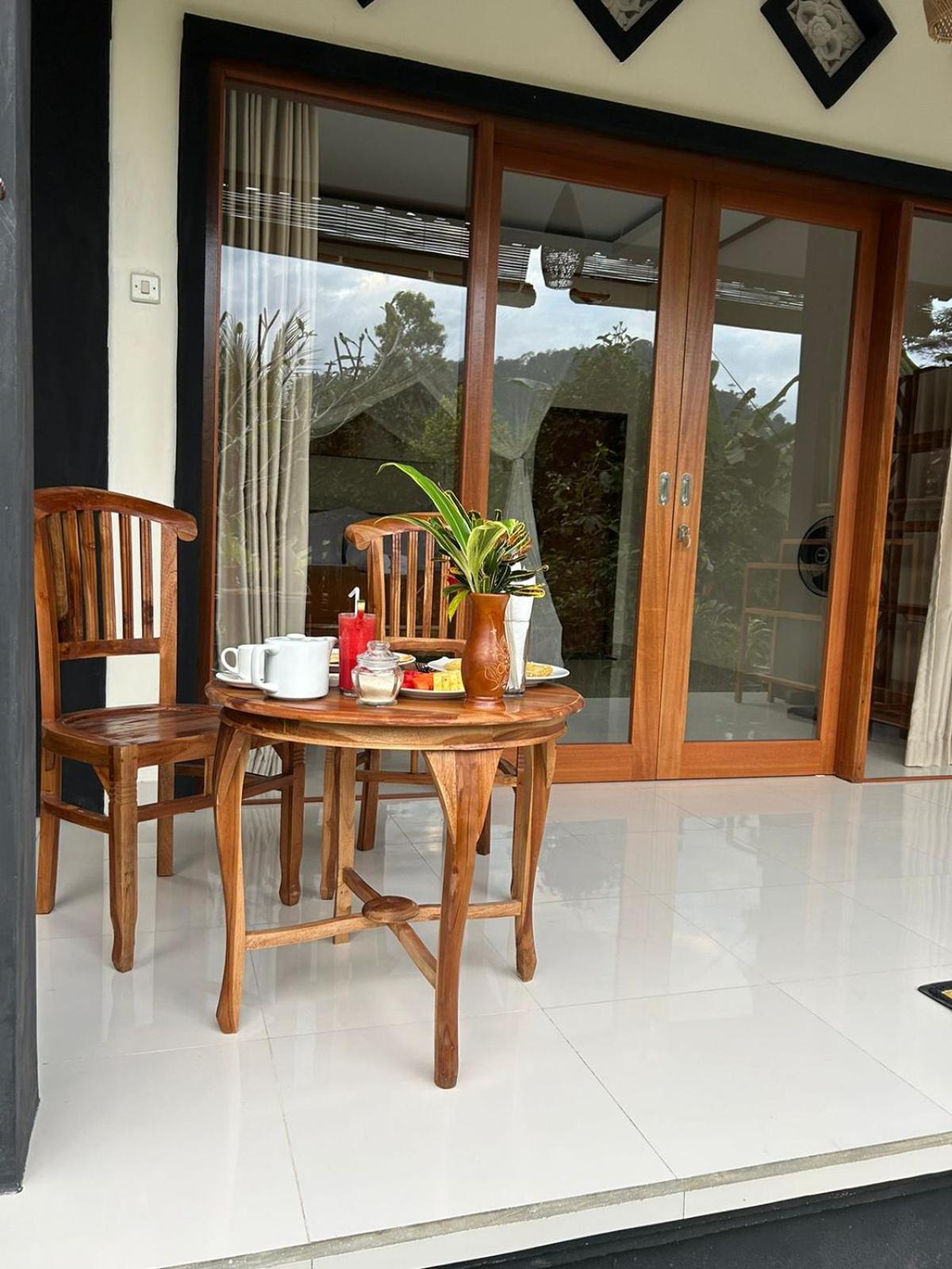 Buntera Homestay Sidemen view 2
