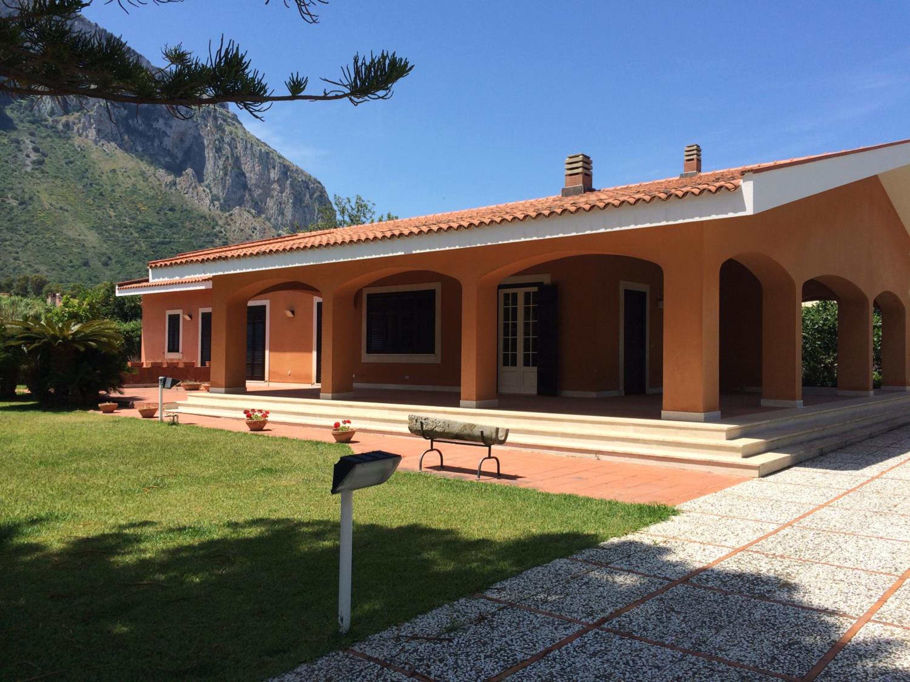 Sea and mountain villa view 2