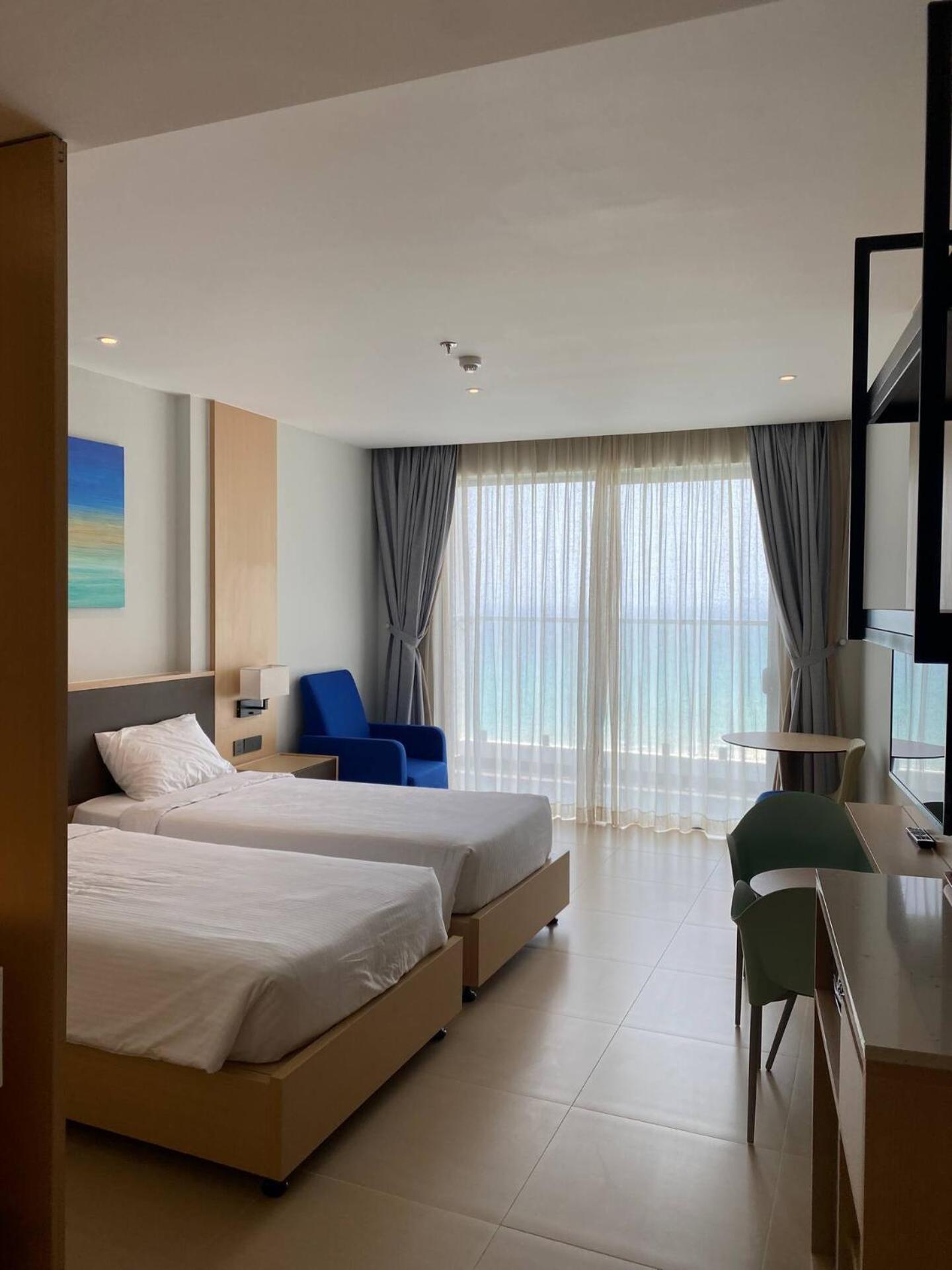 Beachview Resort Arena Cam Ranh view 5
