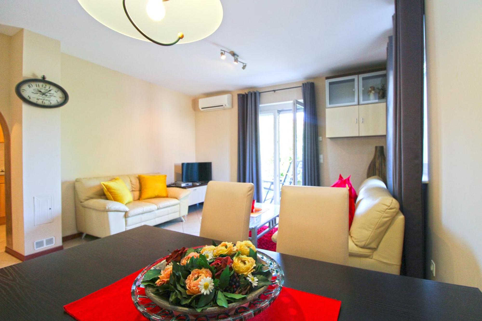 Apartment Radica 2357 view 5