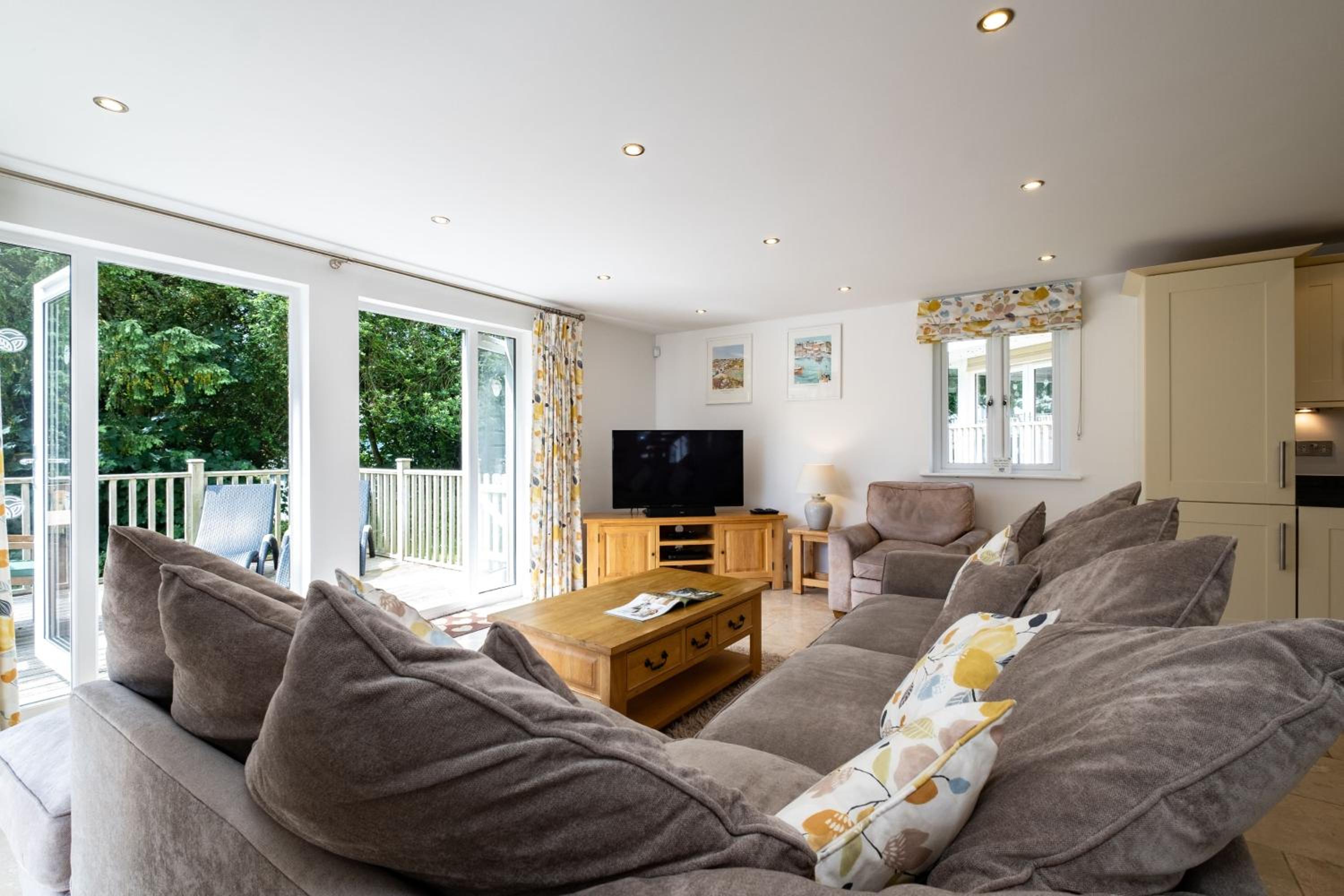 Trewhiddle Retreat V27 by Together Travel - Luxury 3-Bedroom Villa view 4