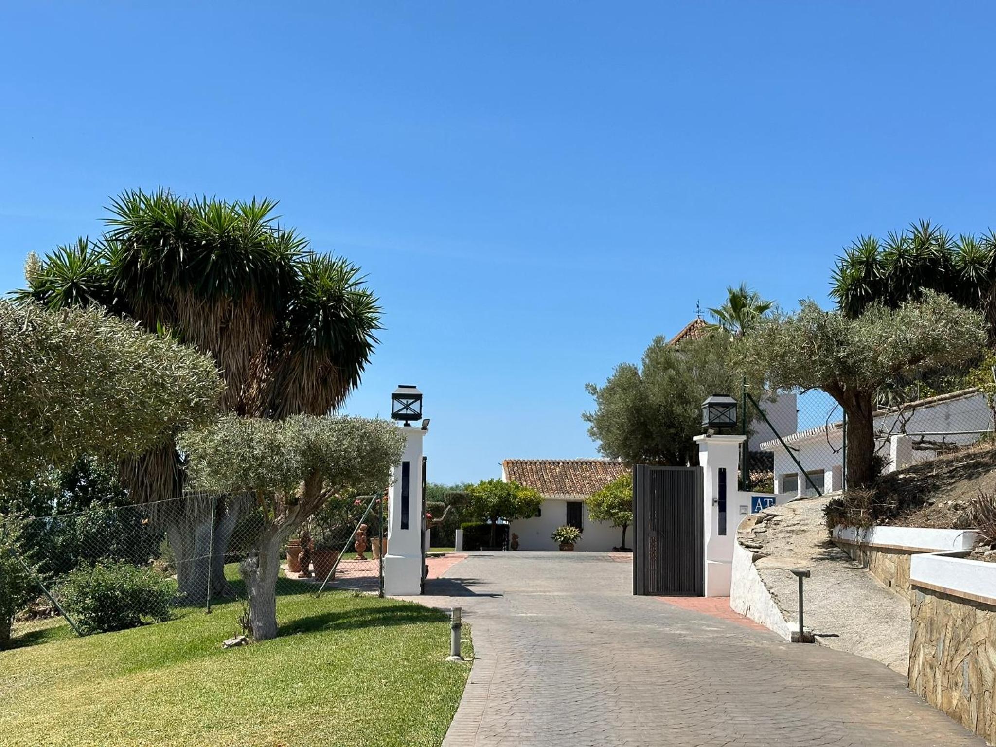 La Imaroga - Country Villa with Private Pool - LUAL view 3