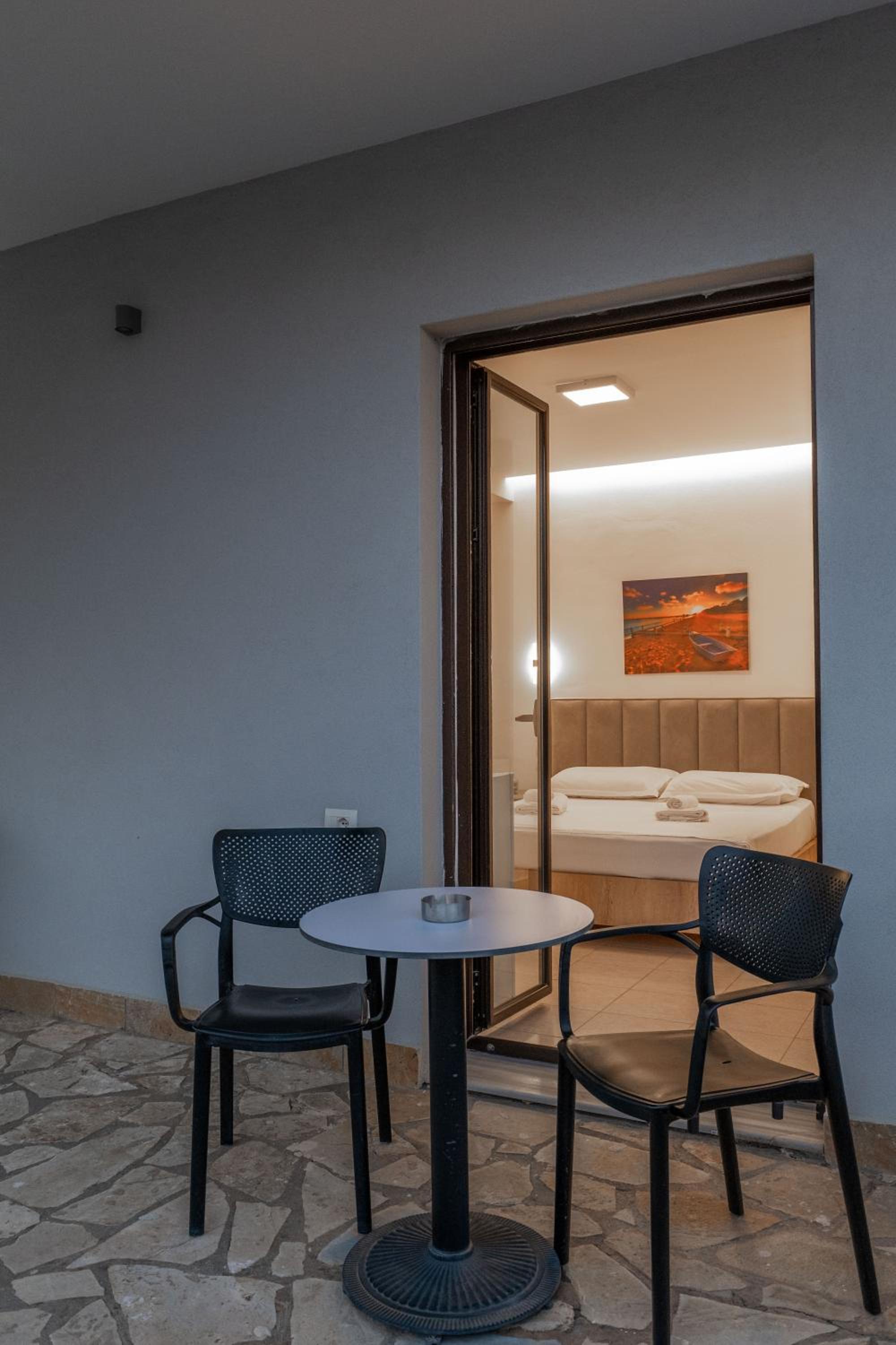 Twins Hotel