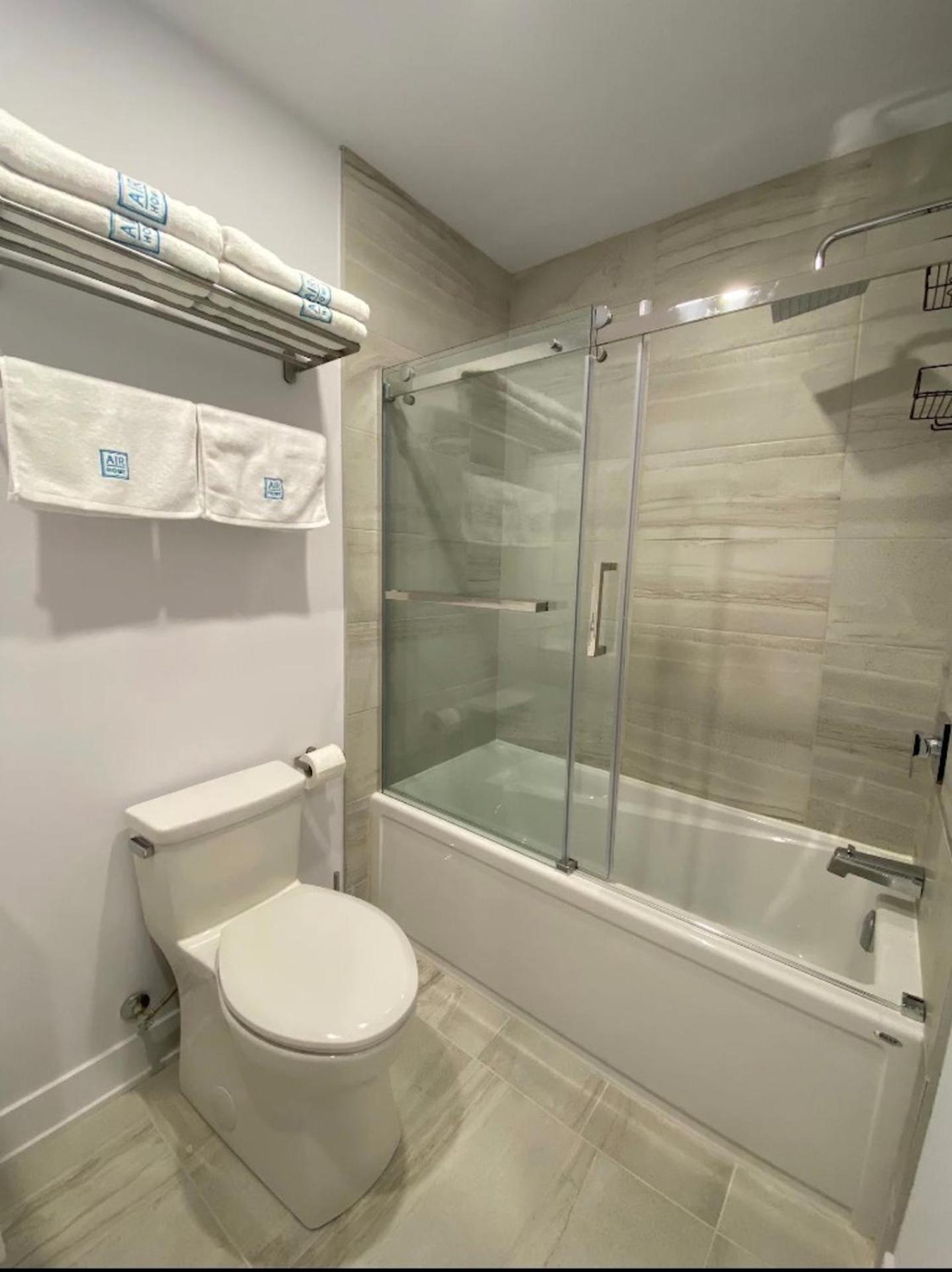 Le Bijou AirHome One or Two Bedroom Suite