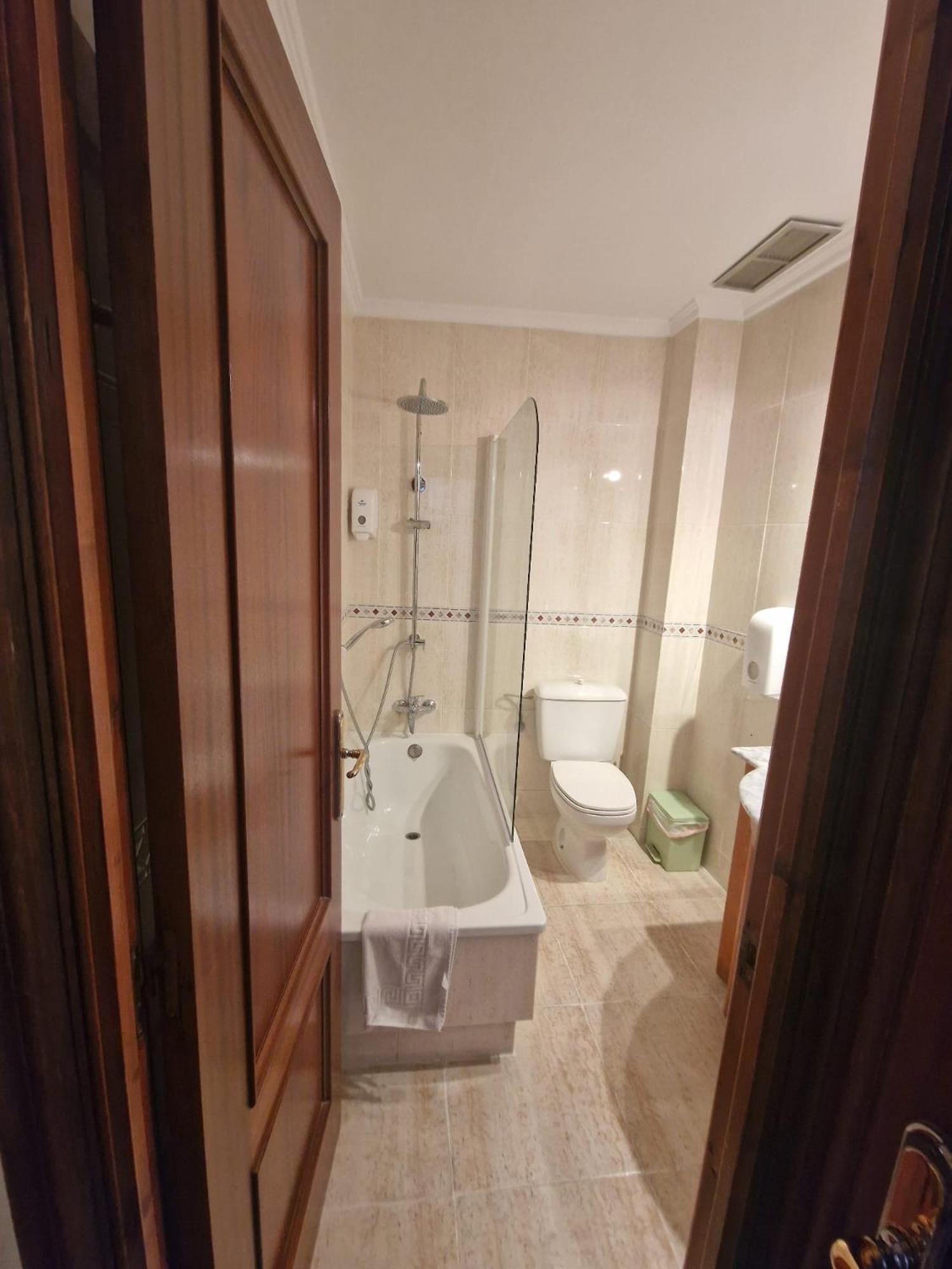 Hostal La Toba