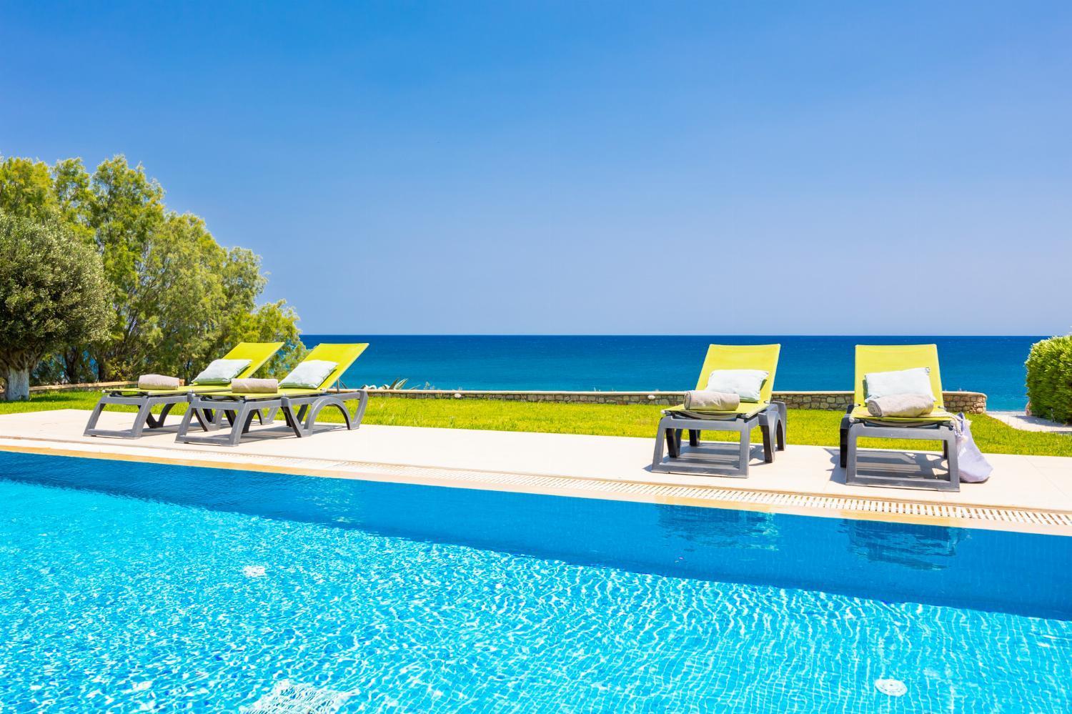 Villa Lahania photo 2