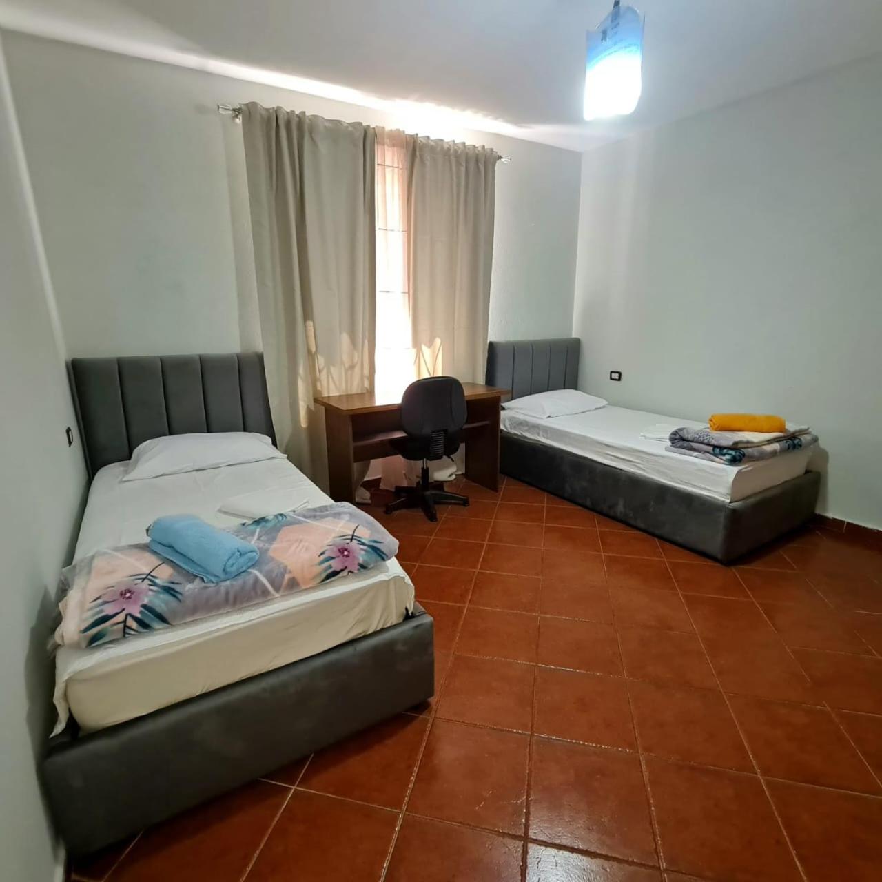 Calmly, spacious apartment next to USA embassy
