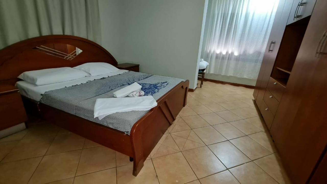 Calmly, spacious apartment next to USA embassy
