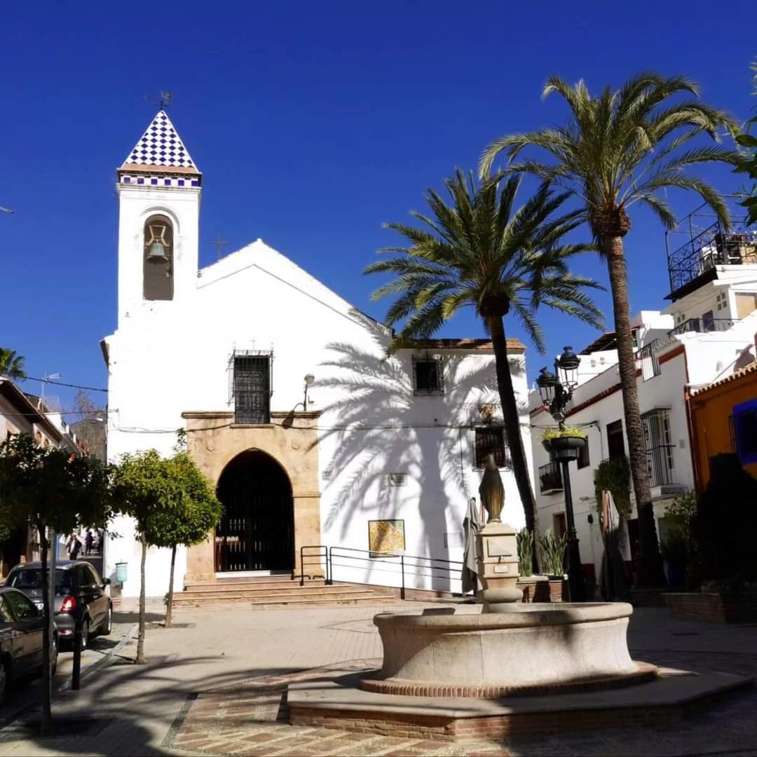 Beach and golfside apartment in Guadalmina