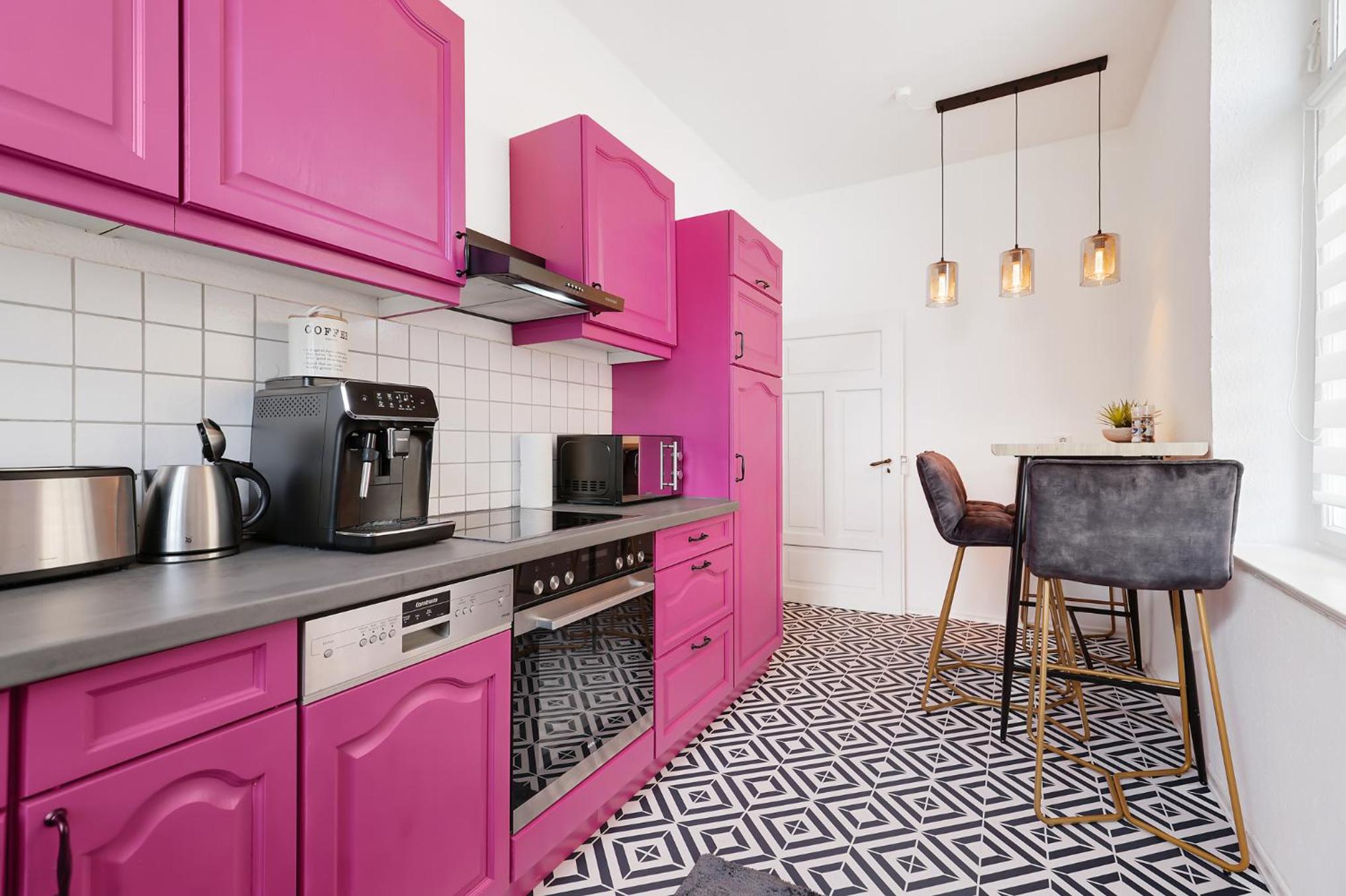 cruwzo I Exclusive Apartments in Central location with Parking