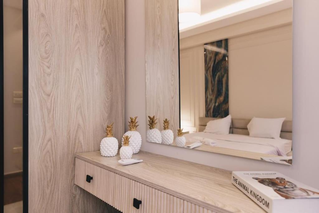 Signature Stays Luxurious Modern Apt