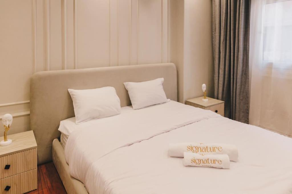 Signature Stays Luxurious Modern Apt