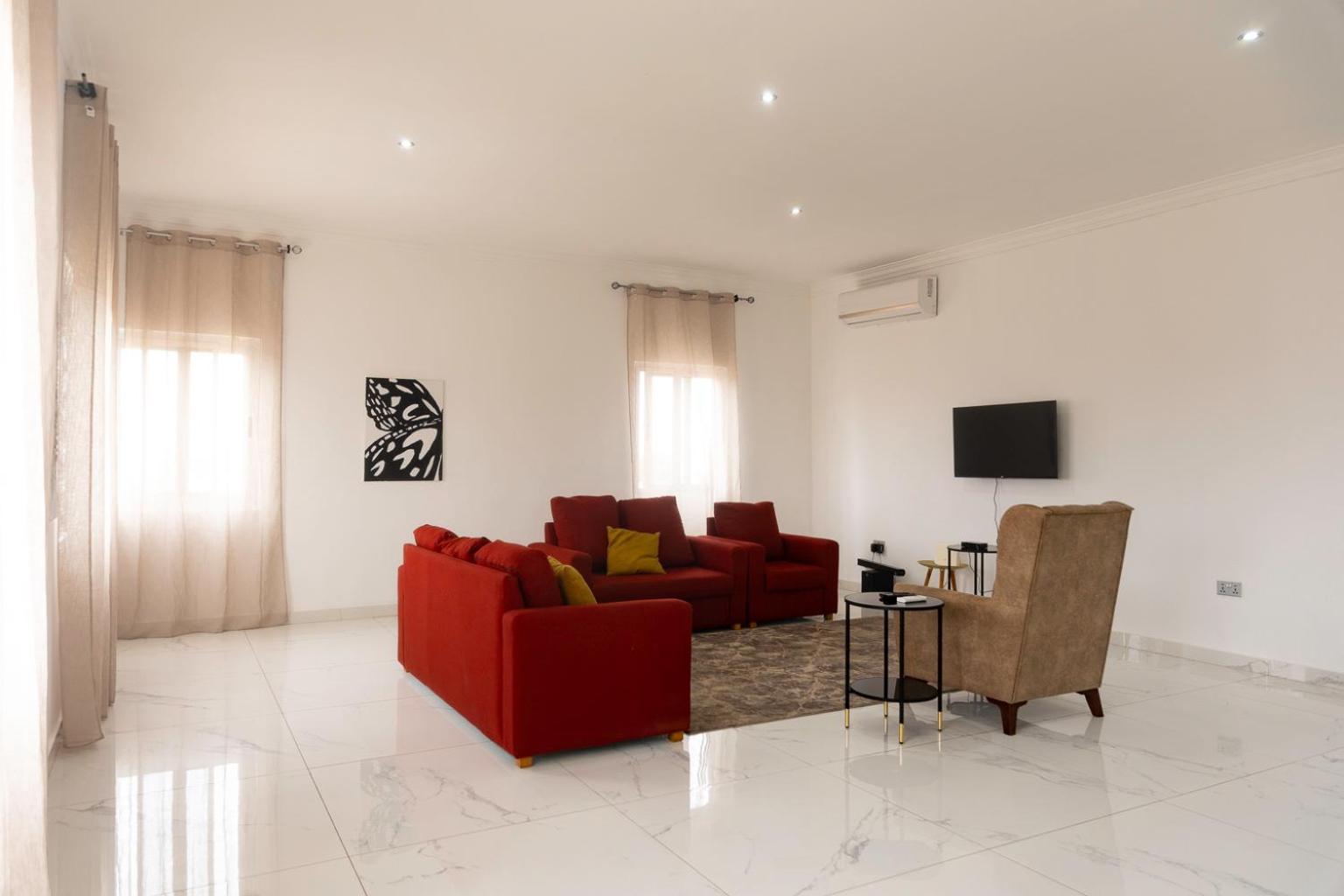 MOB Apartment 3Br view 5