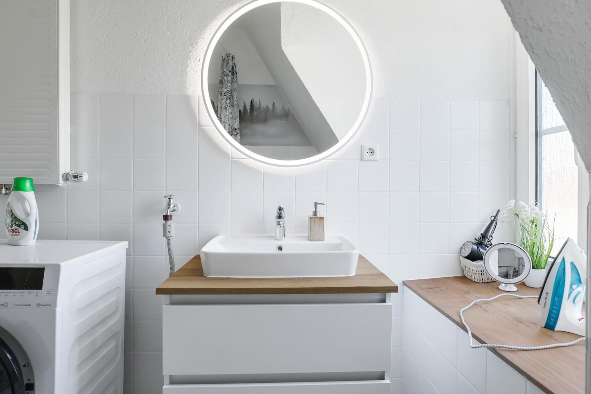 cruwzo I Exclusive Apartments in Central location with Parking