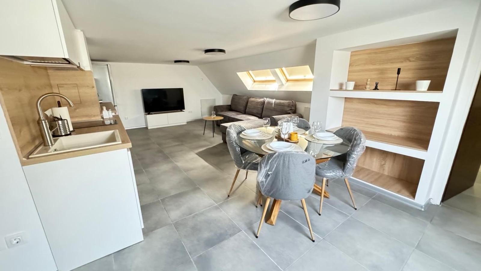 Sky apartment