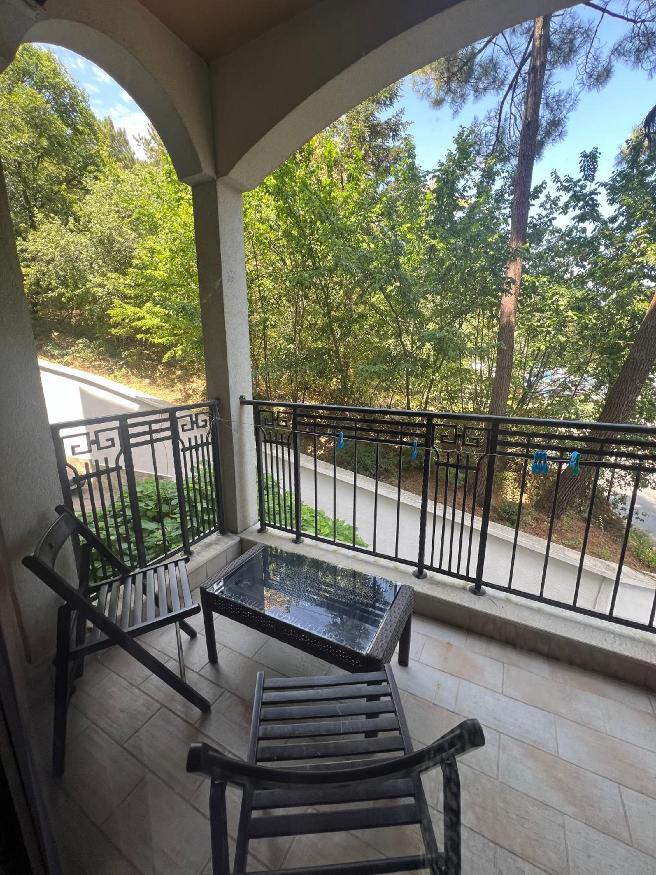 Green Garden View