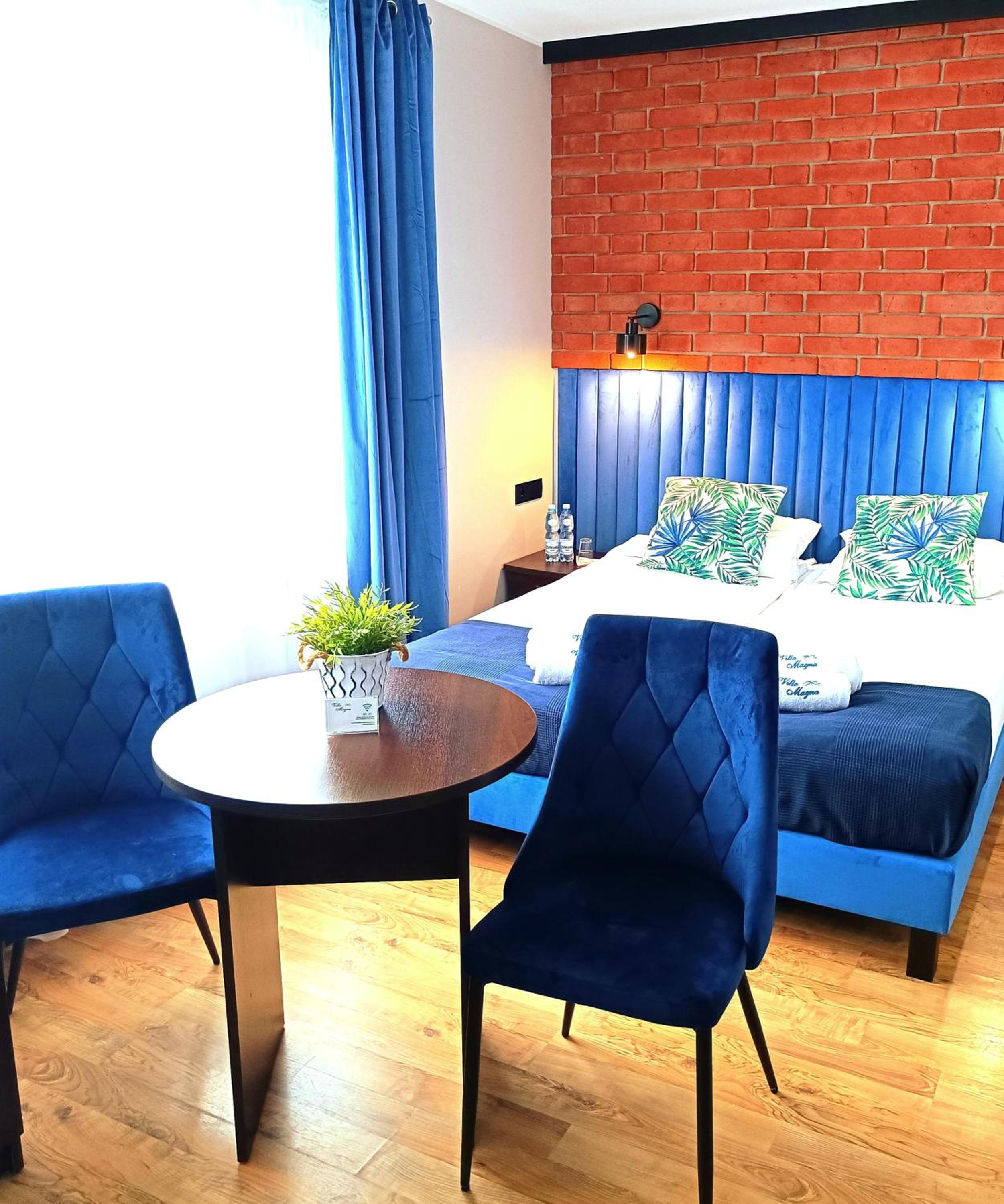 Photo 37