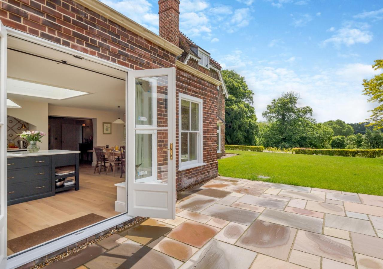 7 Bed in Kimberley oc-p28132
