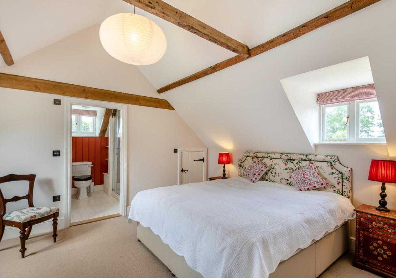 7 Bed in Kimberley oc-p28132