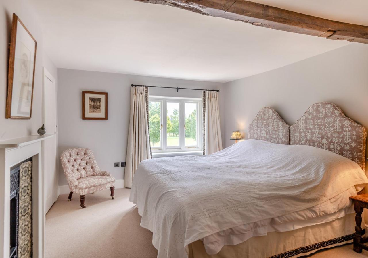 7 Bed in Kimberley oc-p28132