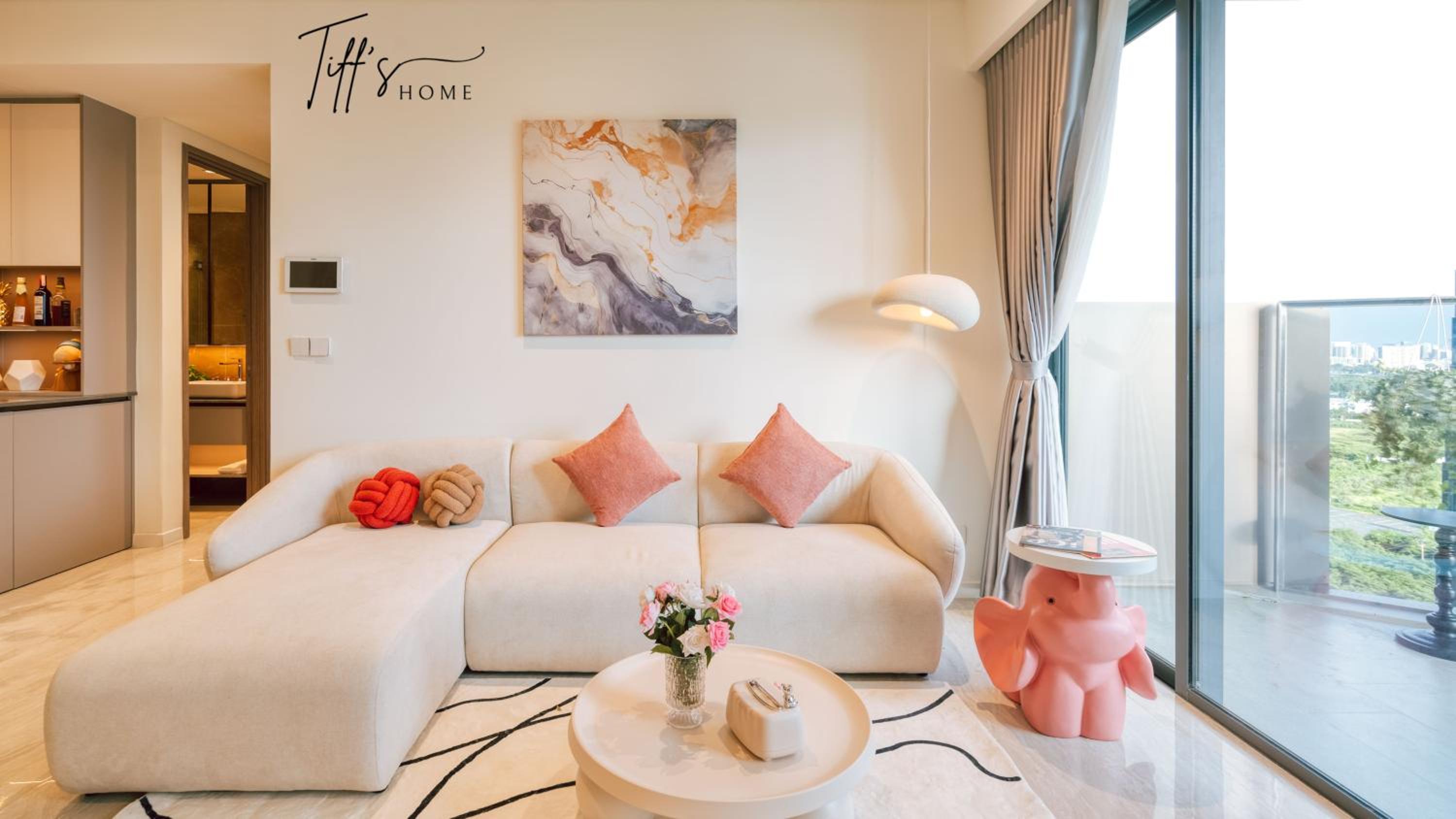 Metropole Thu Thiem - Tiff's Opera Suite