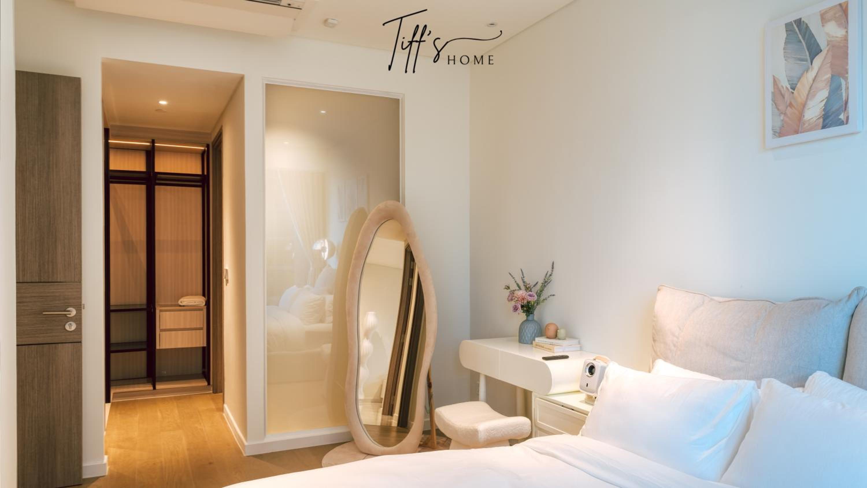 Metropole Thu Thiem - Tiff's Opera Suite