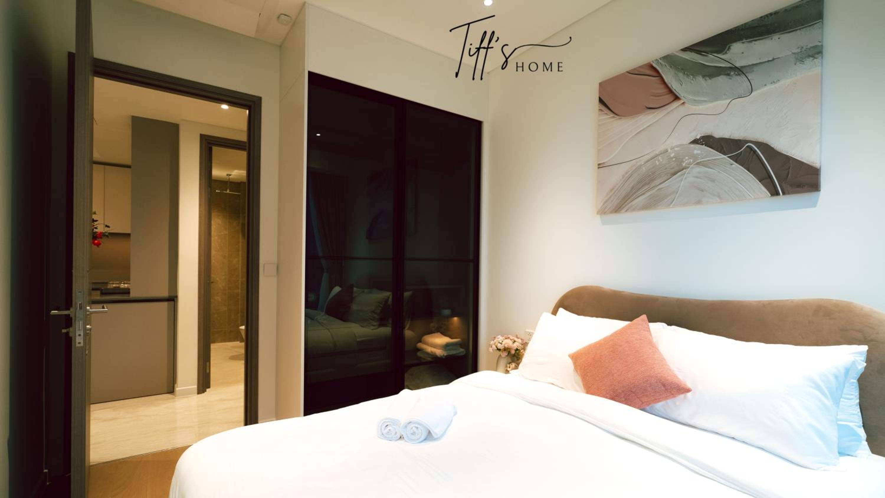 Metropole Thu Thiem - Tiff's Opera Suite