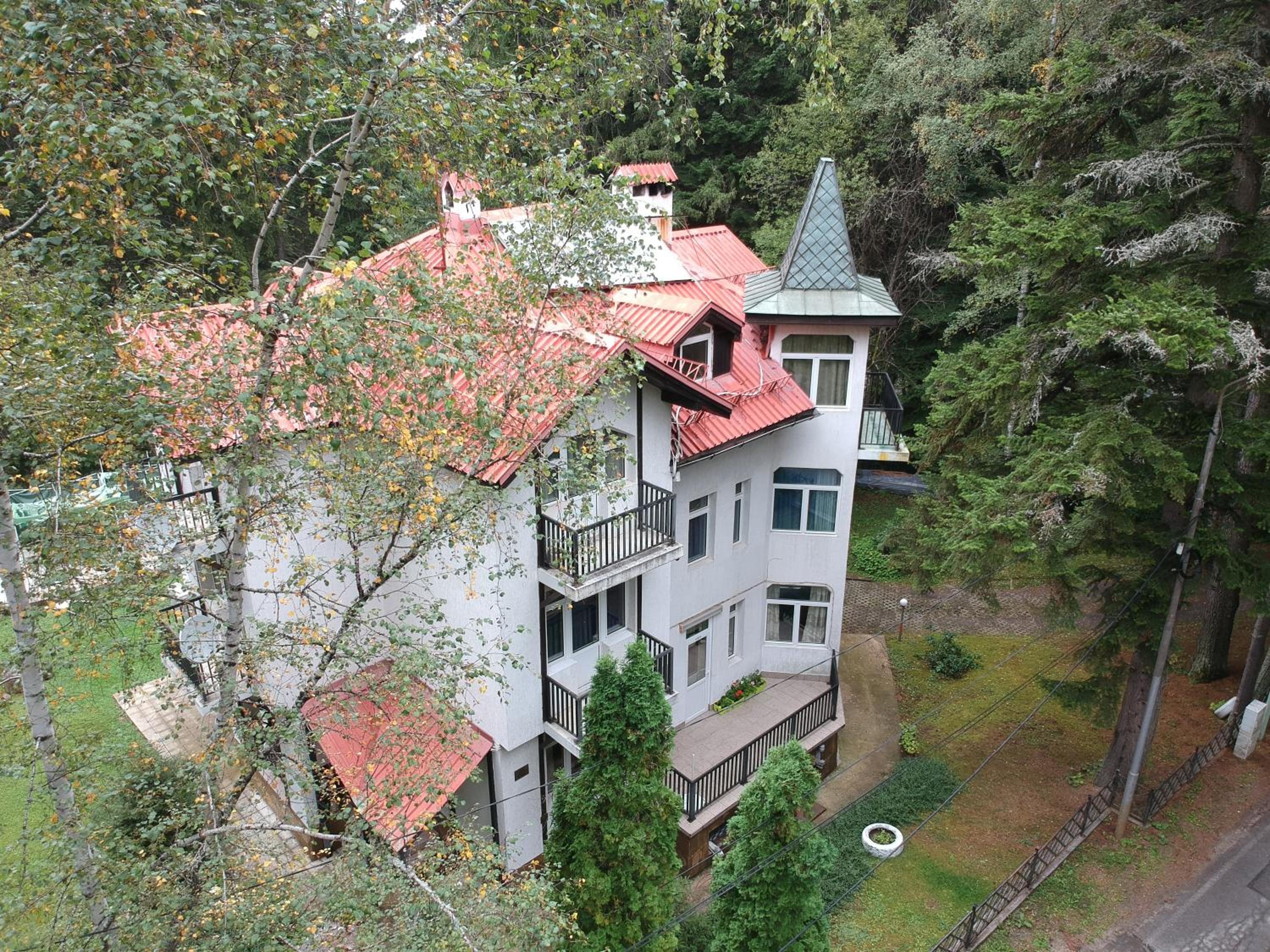 The Forest Villa Borovets by BookVillaBG