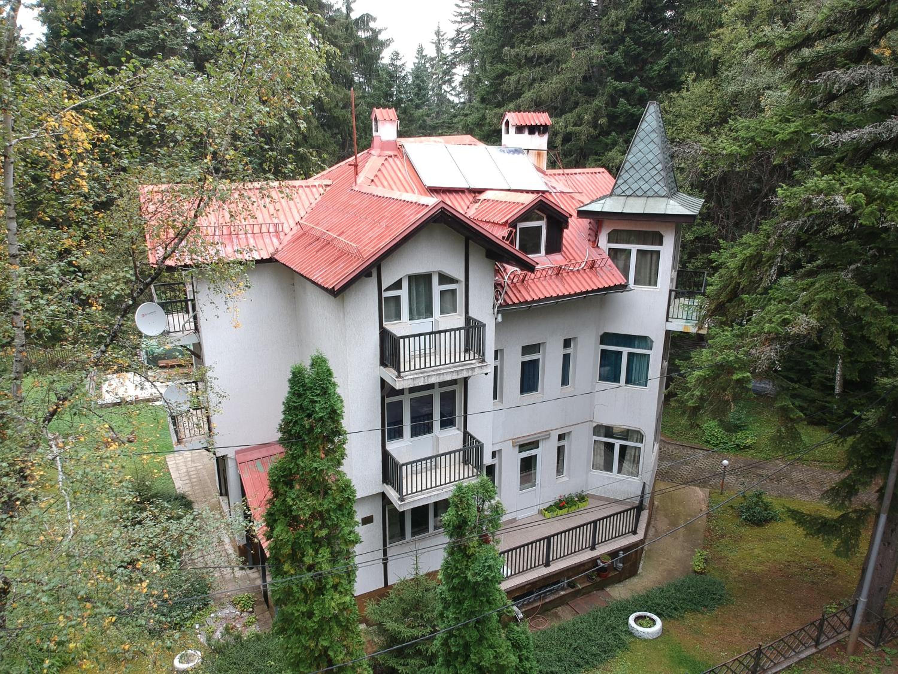 The Forest Villa Borovets by BookVillaBG