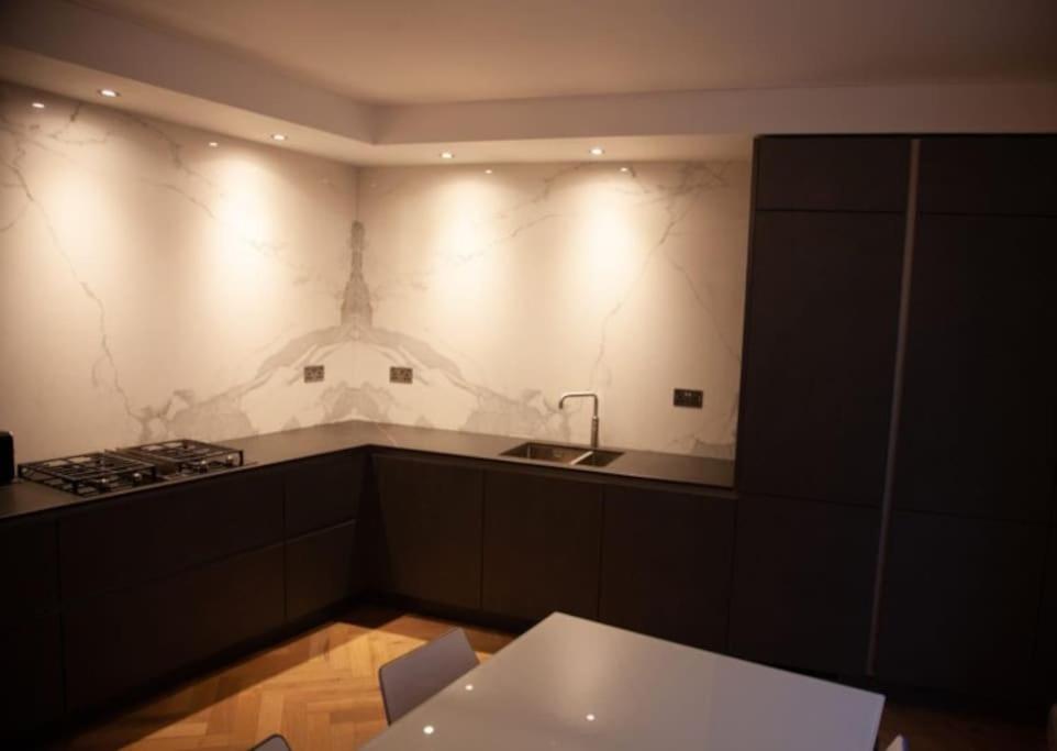 City Centre Dublin House with Terrace