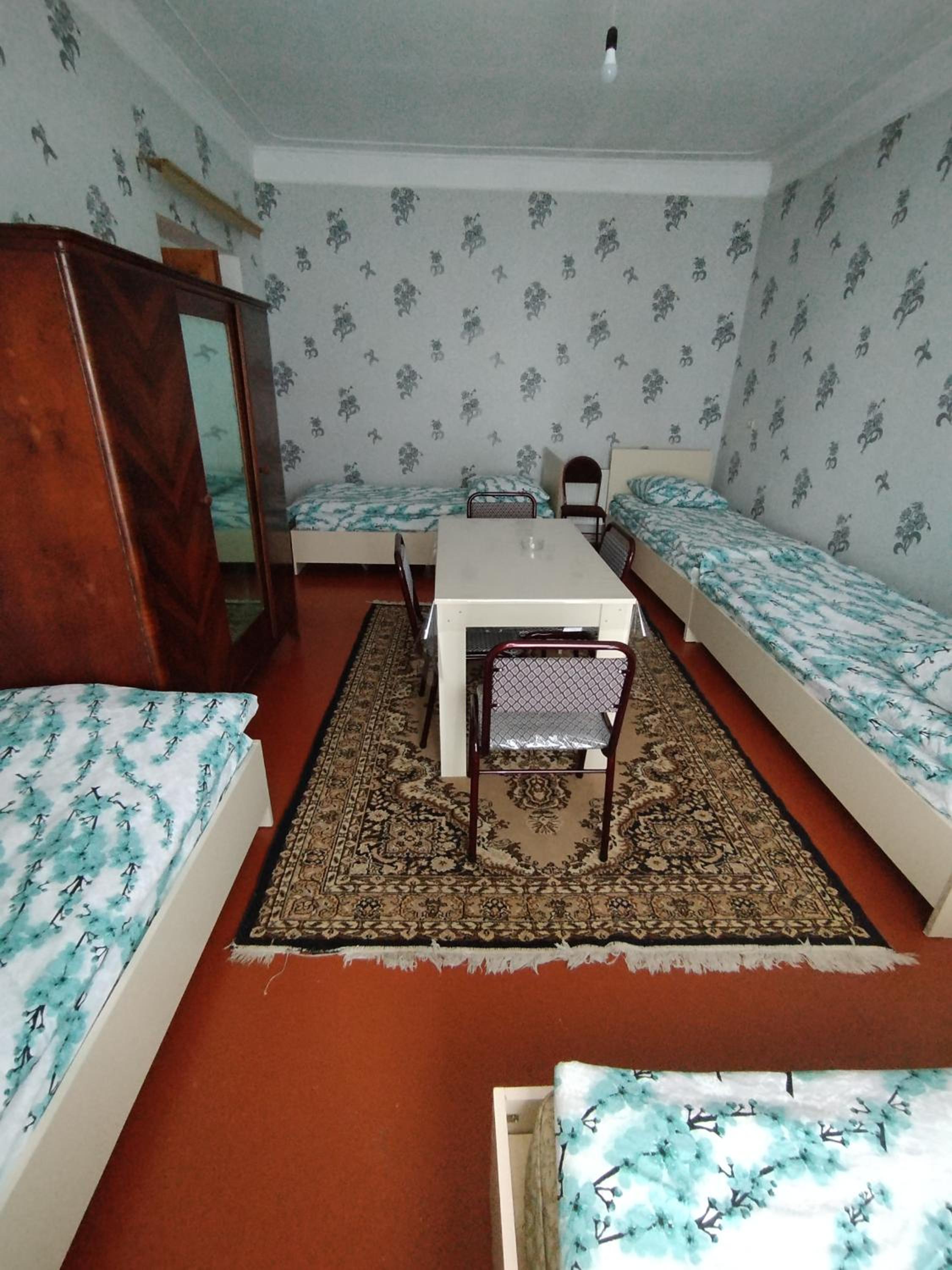 Həyət Evi ucuz hostel