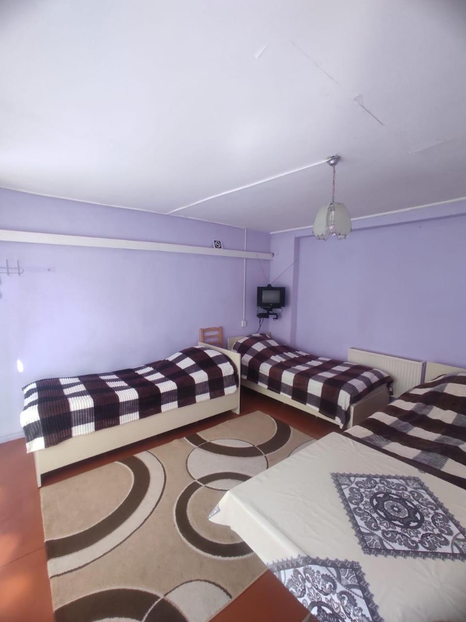 Həyət Evi ucuz hostel