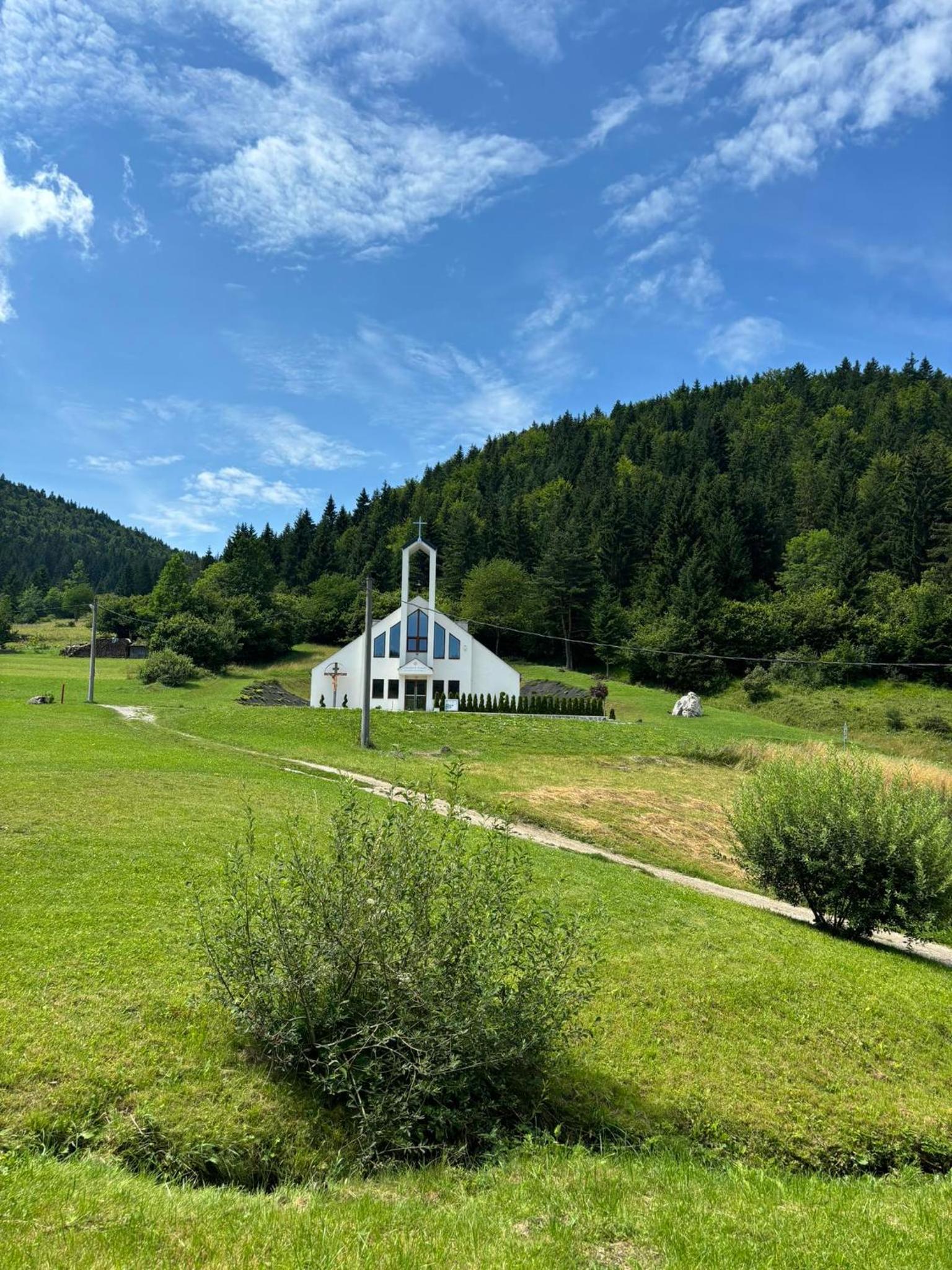 Photo 18
