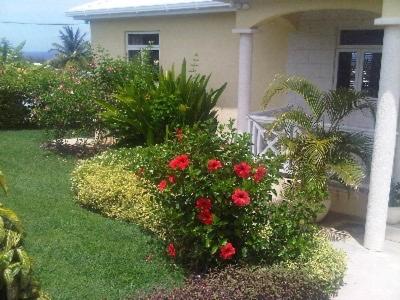 Remarkable 3-Bed Villa in christ church