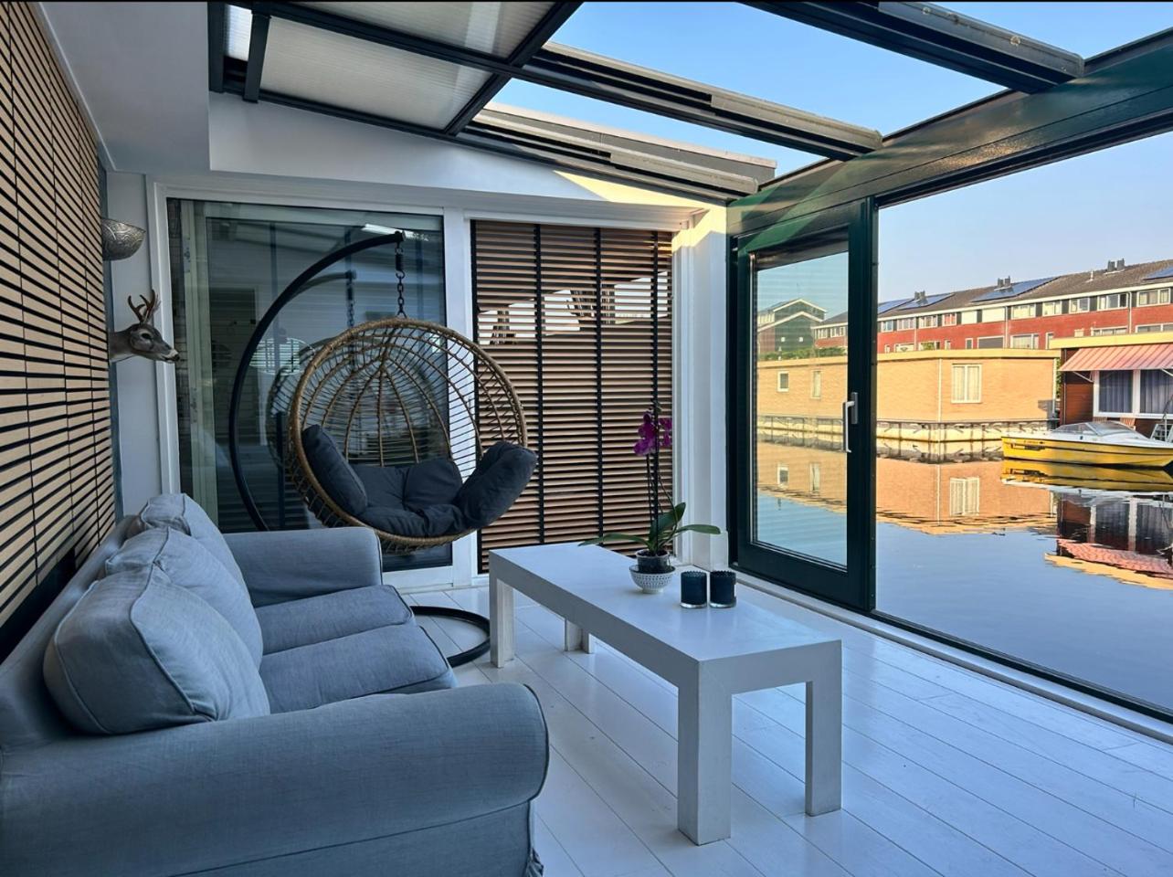 De luxe huisboot Amsterdam