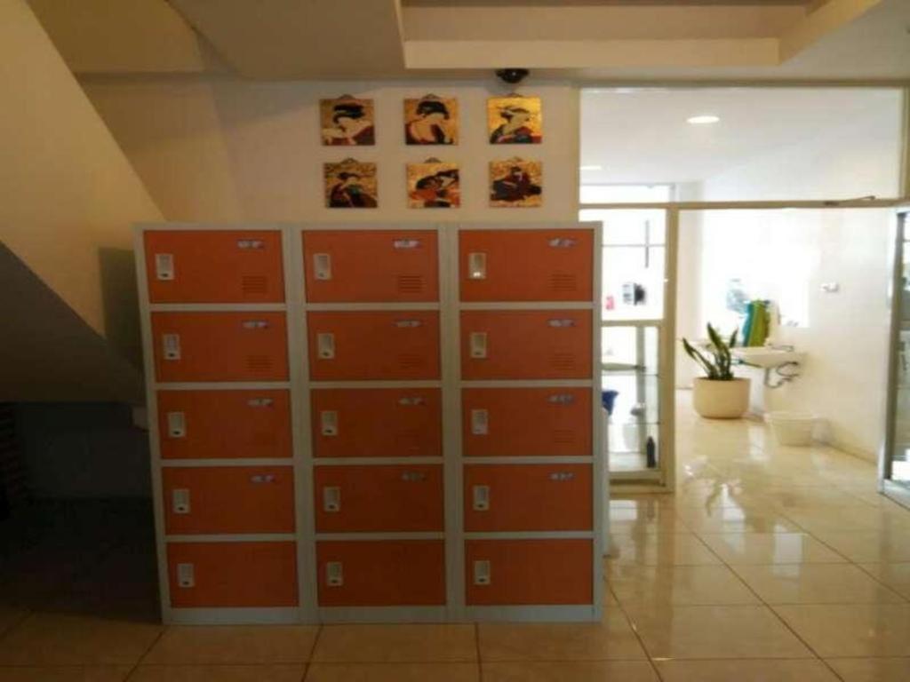 Butik Capsule Hostel